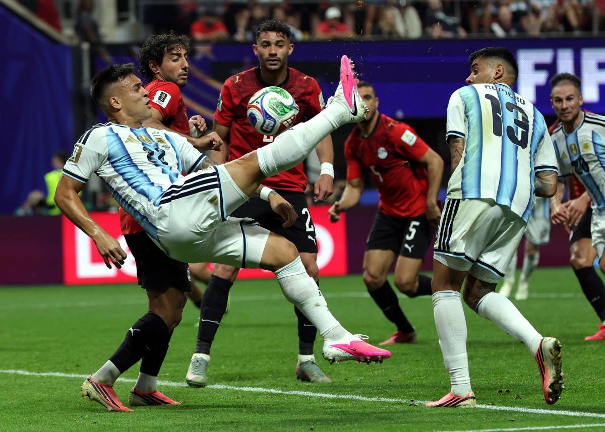 Mundial 2026: Messi se viste de héroe y rompe récord; Argentina deja tendido a Egipto y polémica en el VAR