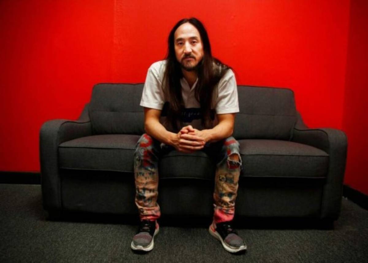 Steve Aoki entre el aire y el fuego, en una etapa muy latina