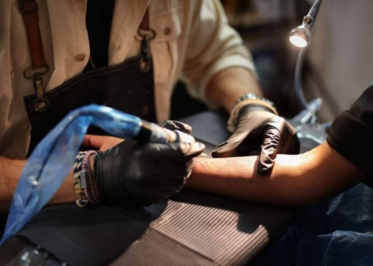 Consejos: ¿Qué se debe saber antes de realizarse un tatuaje?
