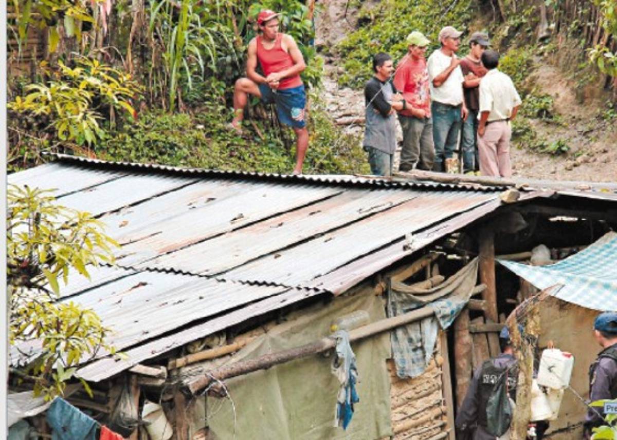 Por enemistades personales matan 6 miembros de una familia en Santa Bárbara