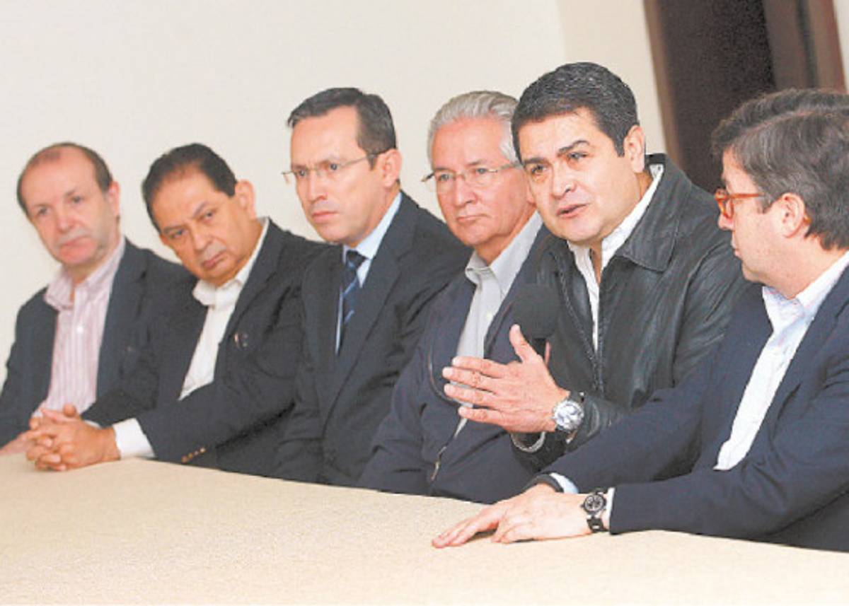 Tábora y Ordóñez integran gabinete de JOH