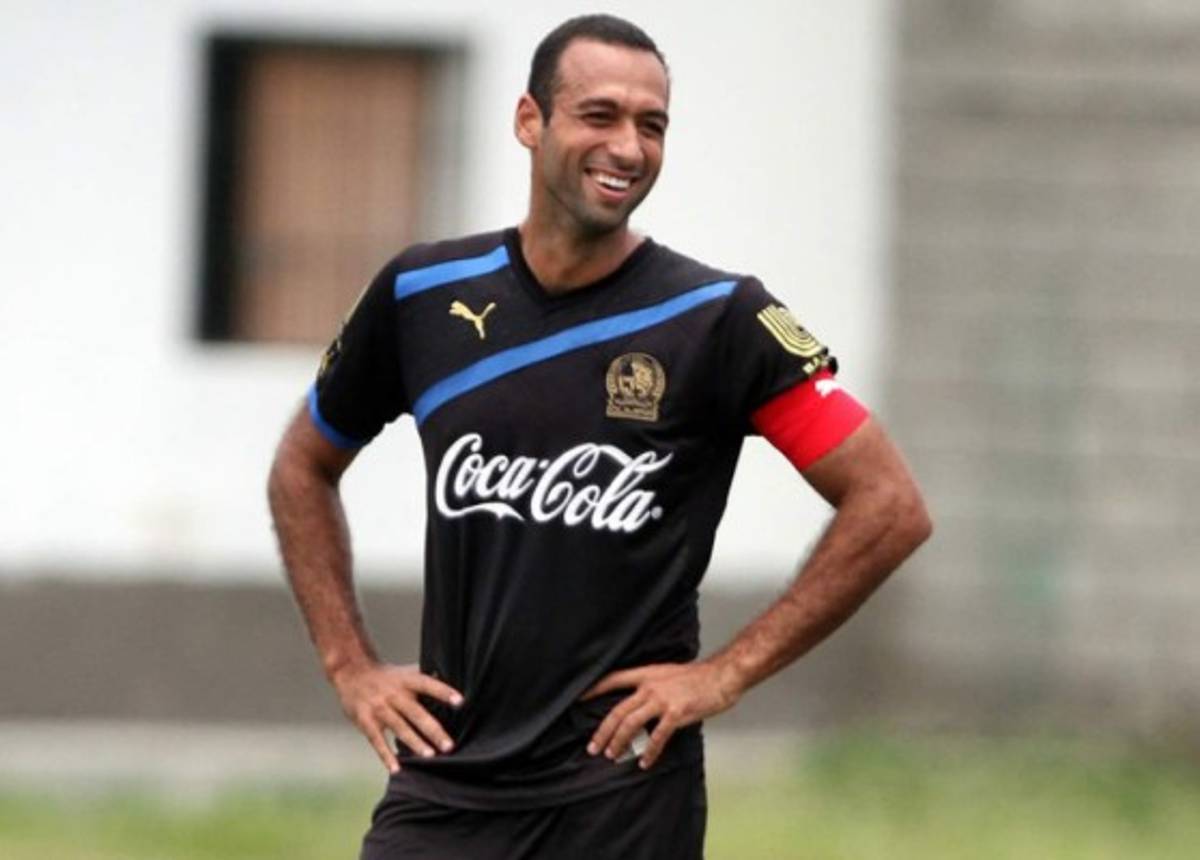 Los 10 futbolistas hondureños más atractivos