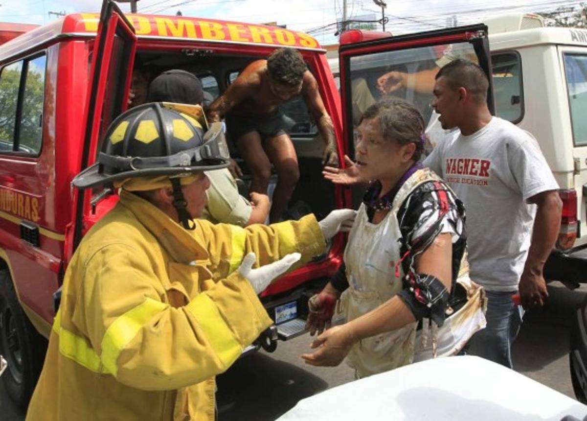 Colapsa sistema sanitario público por incendio