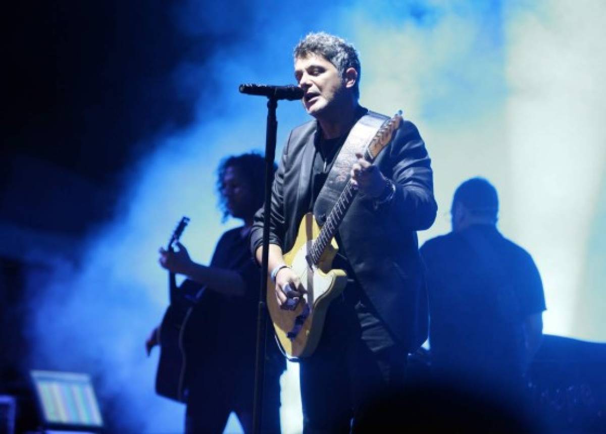 Alejandro Sanz endulzó con su 'sirope” en Tegucigalpa