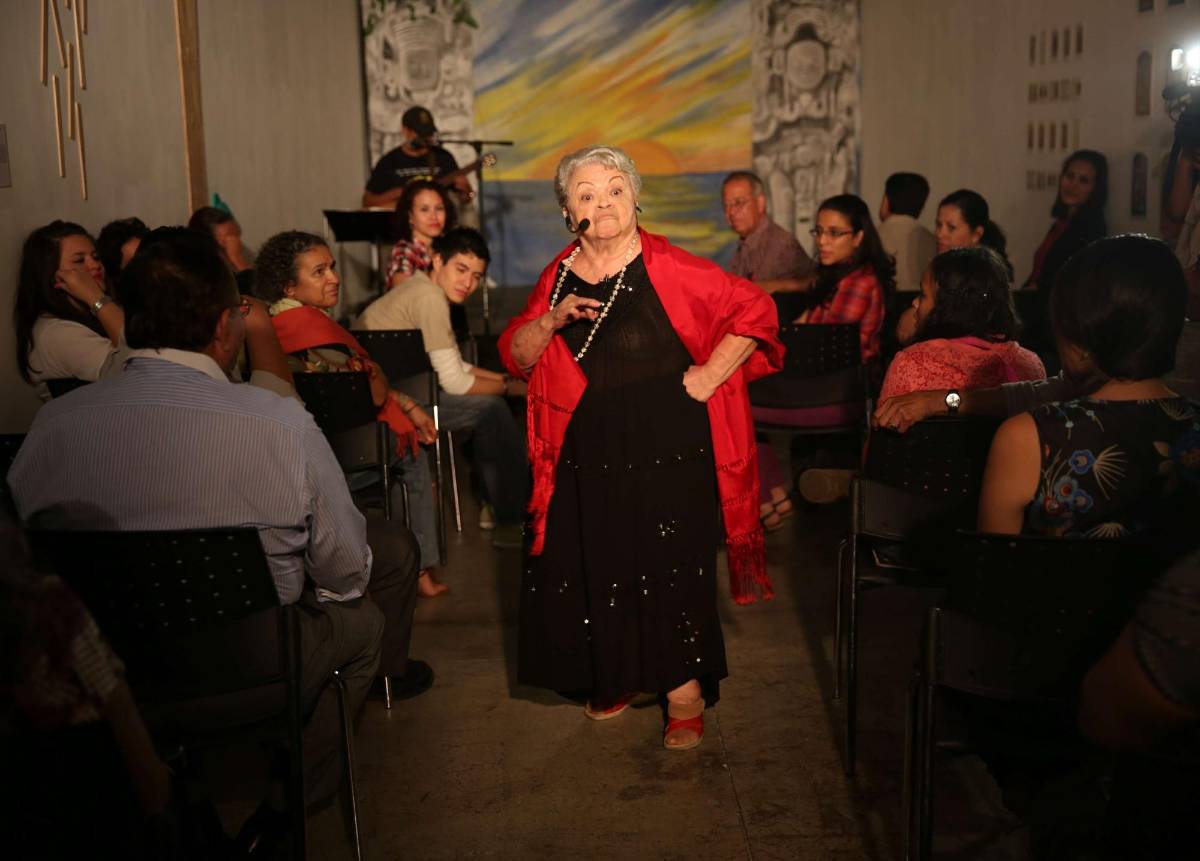 El teatro y la poesía despiden a Lucy Ondina