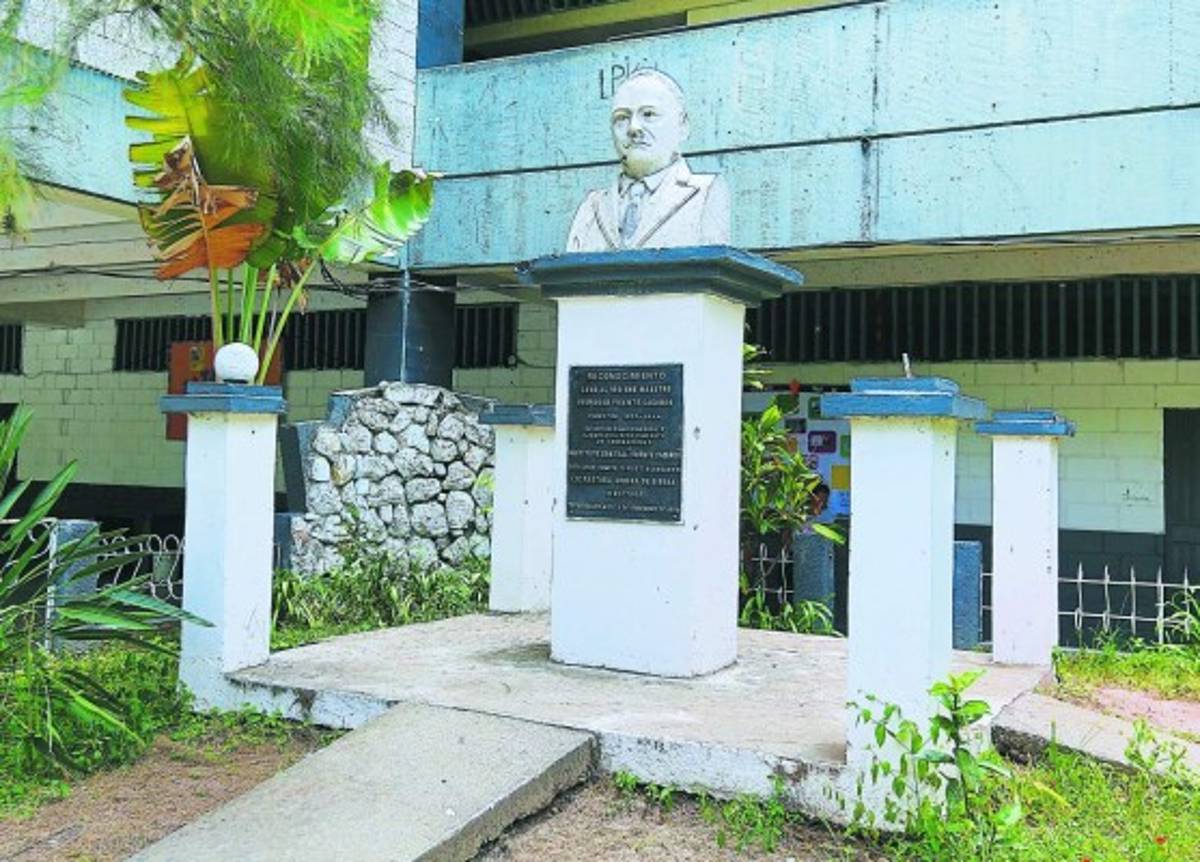 Derroche de gala, energía y talento en el 140 aniversario centralista