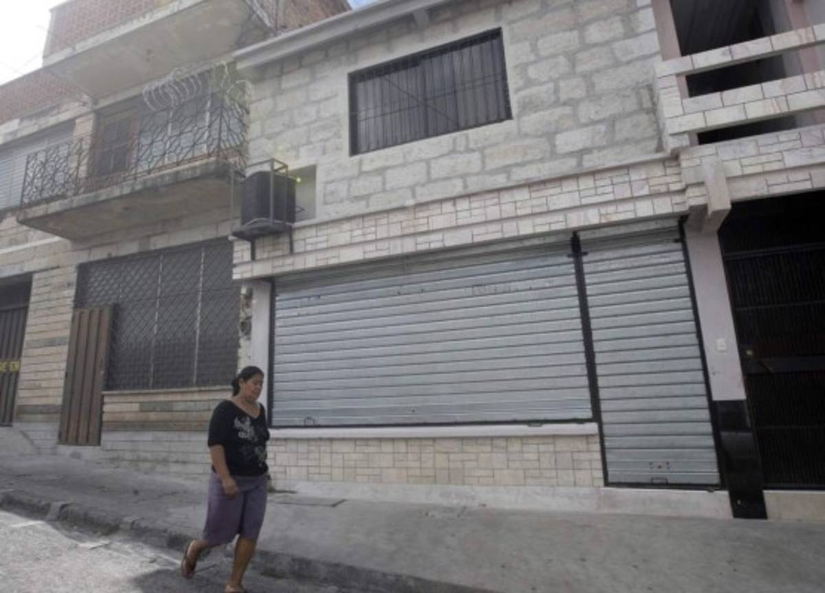 En 2014, 5,572 empresas abrieron y unas 1,000 cerraron