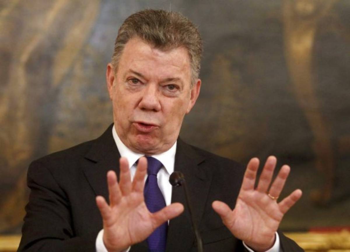 Juan Manuel Santos anuncia reinicio de diálogo con guerrilla ELN