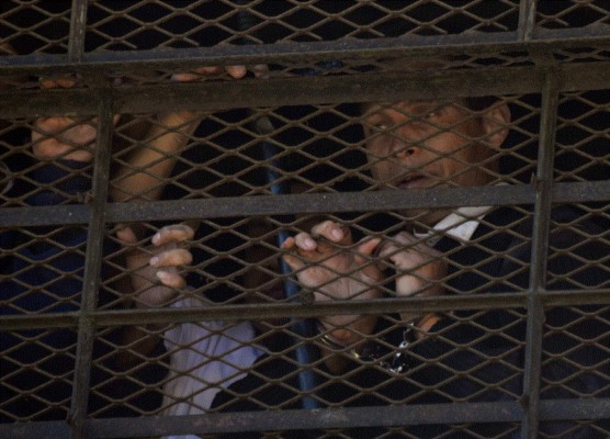 Cuatro funcionarios secuestrados por internos en correccional de Guatemala