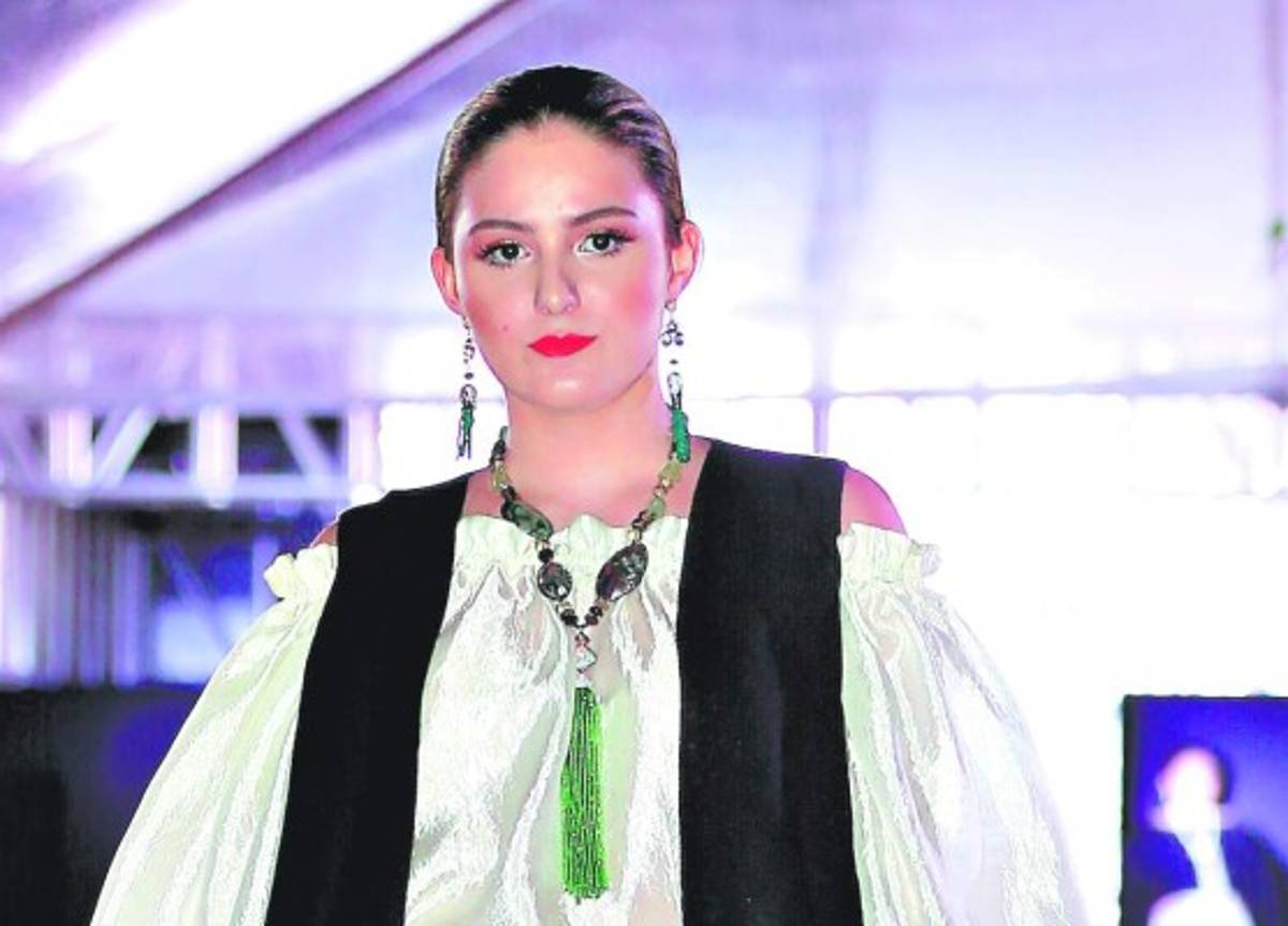 Fusión Lenca, la nueva inspiración del diseñador Miguel Chong