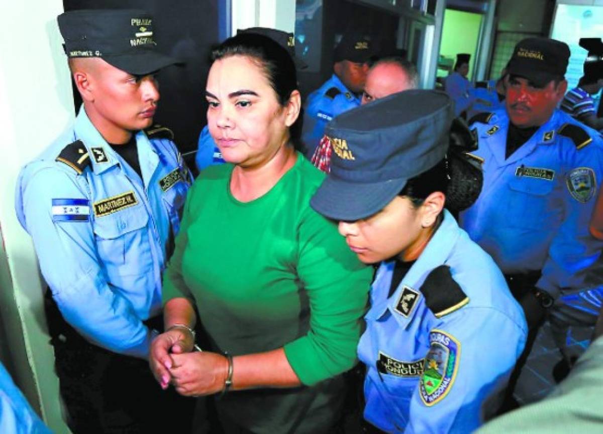 Ministerio Público apelará fallo que deja virtualmente libre a Rosa Elena Bonilla de Lobo