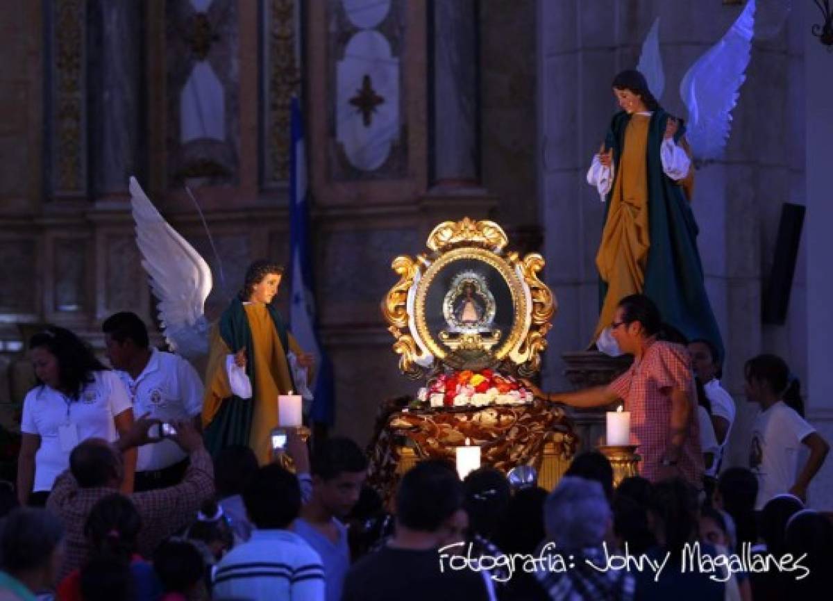 Advocación divina de la Virgen de Suyapa