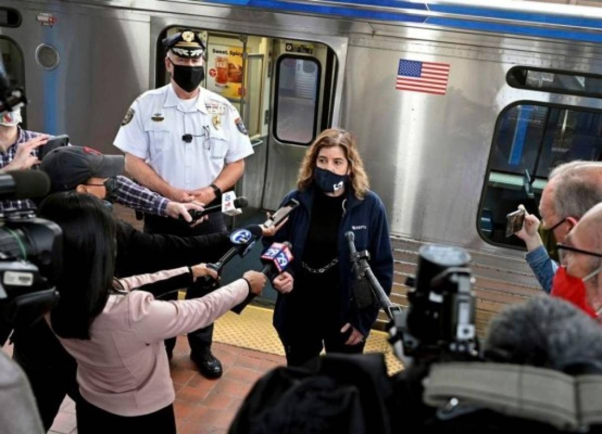 EEUU: Testigos presenciaron violación de una mujer en tren y no intervinieron