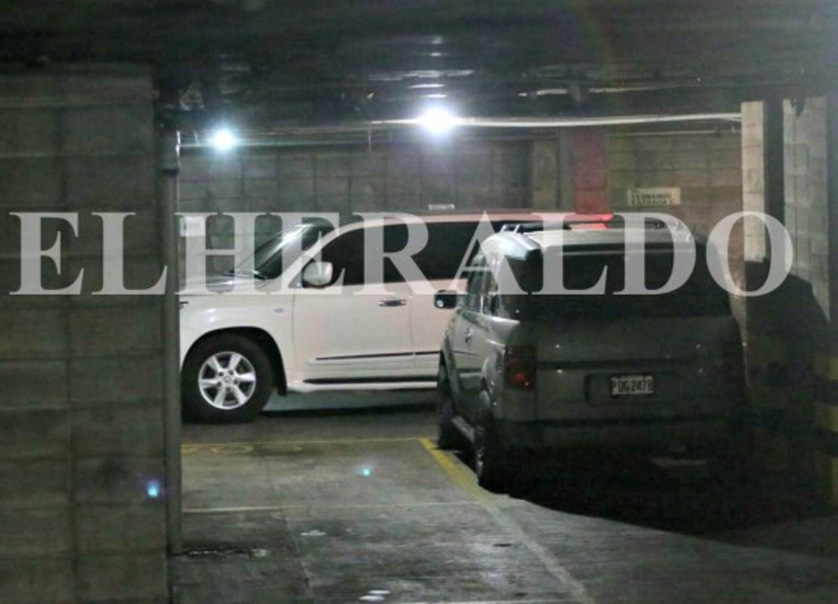 Discreta visita de dos diputados a Rafael Callejas