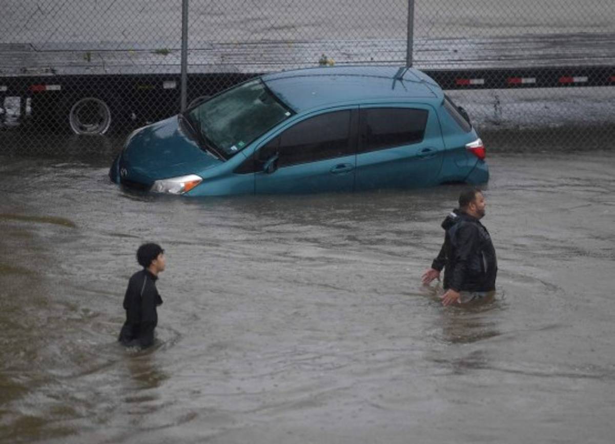 Lo que se sabe de la masiva tormenta Harvey que azota Estados Unidos