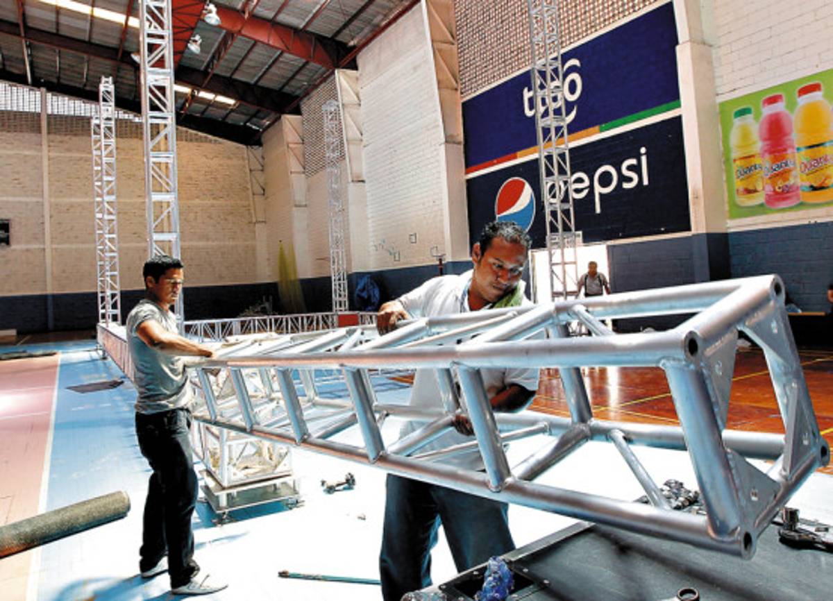 Majestuoso escenario para convención del PN