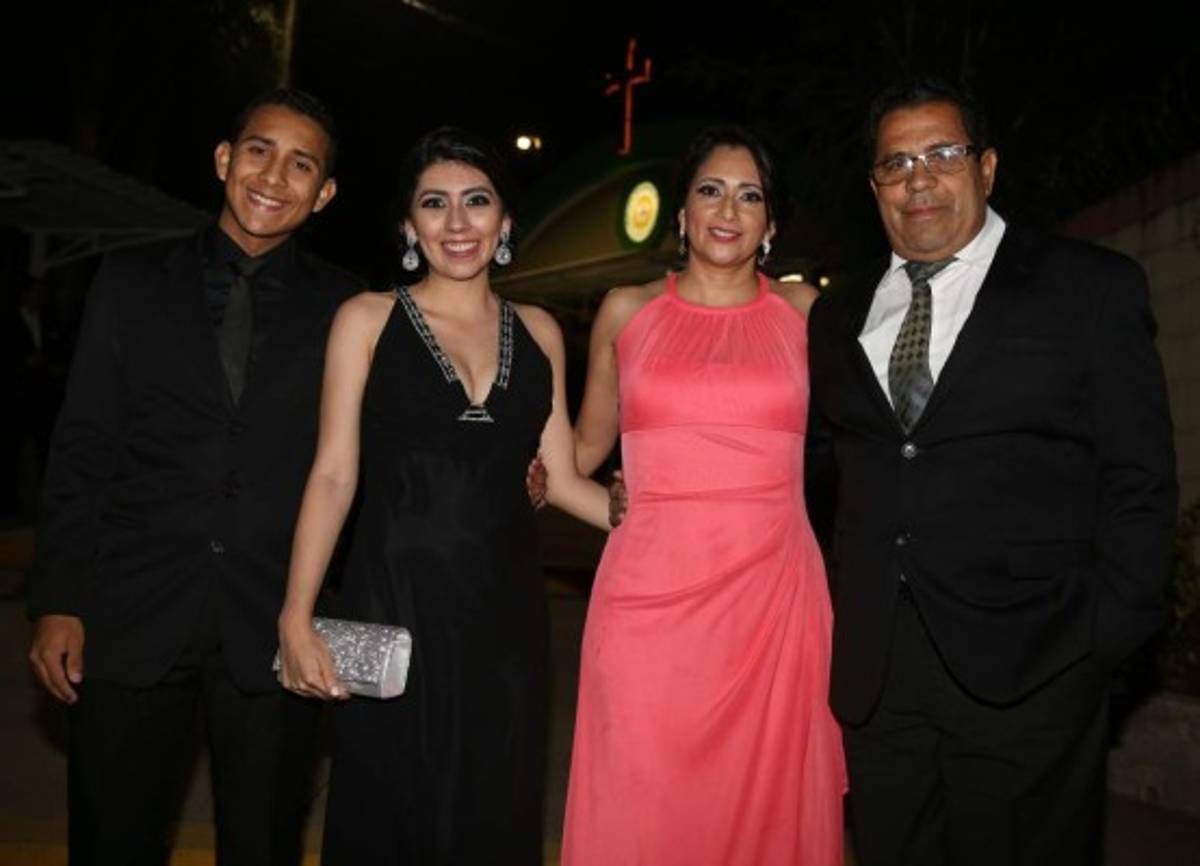 Dicha nupcial para Marco Padilla y Andrea Rodríguez