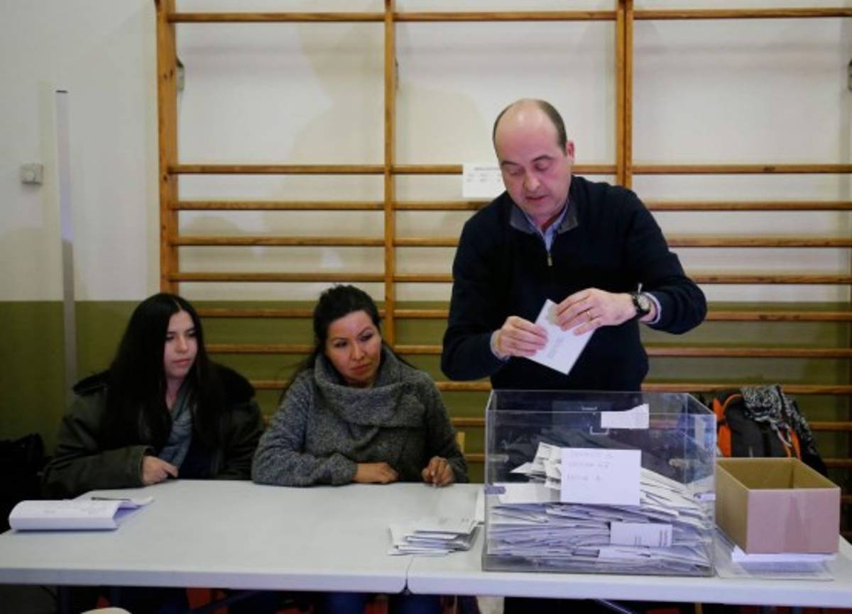 Los catalanes votaron y ahora esperan los resultados electorales &nbsp;&nbsp;
