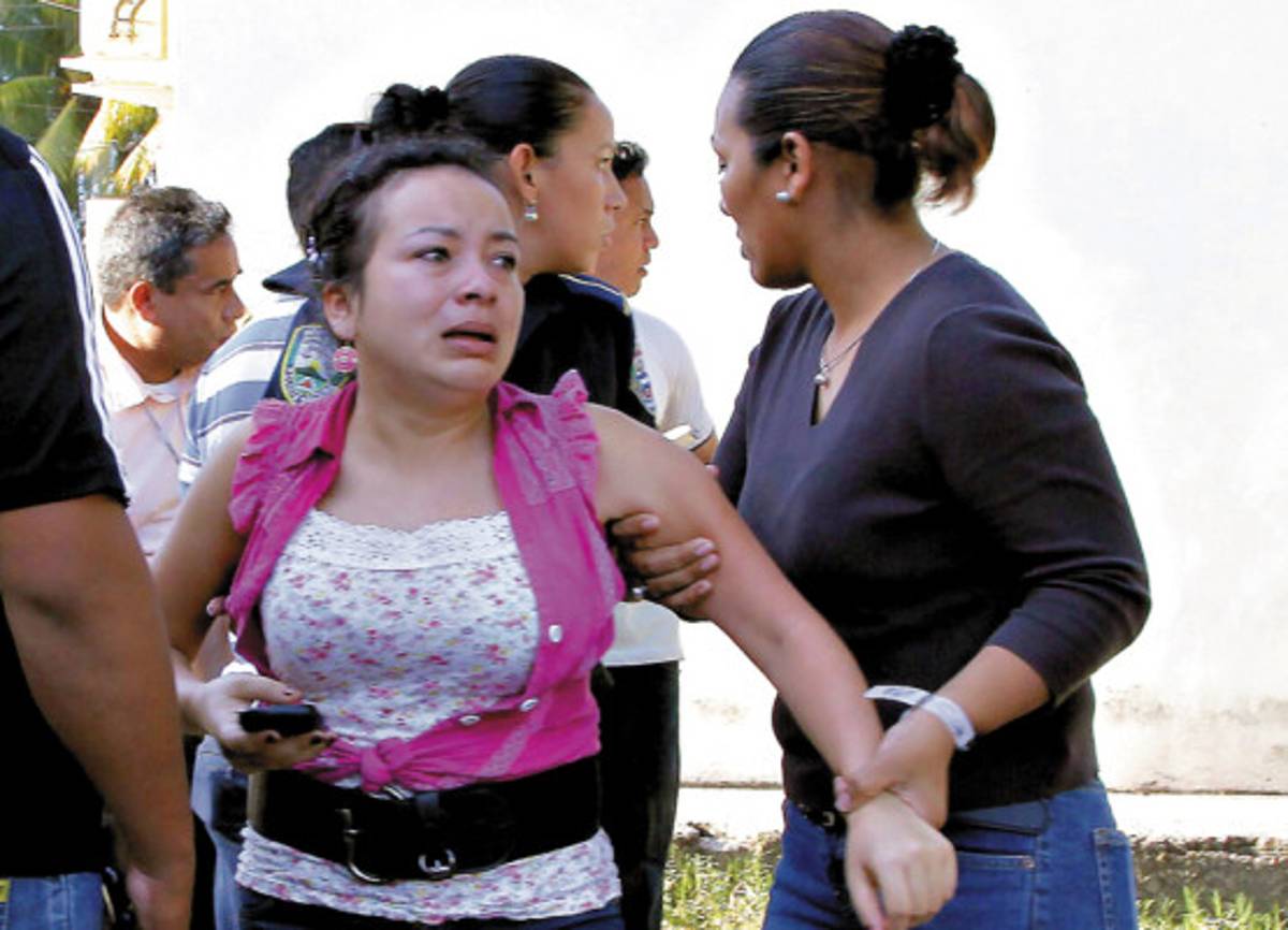 Policía abre fuego en DNIC y mata a cinco compañeros en La Ceiba