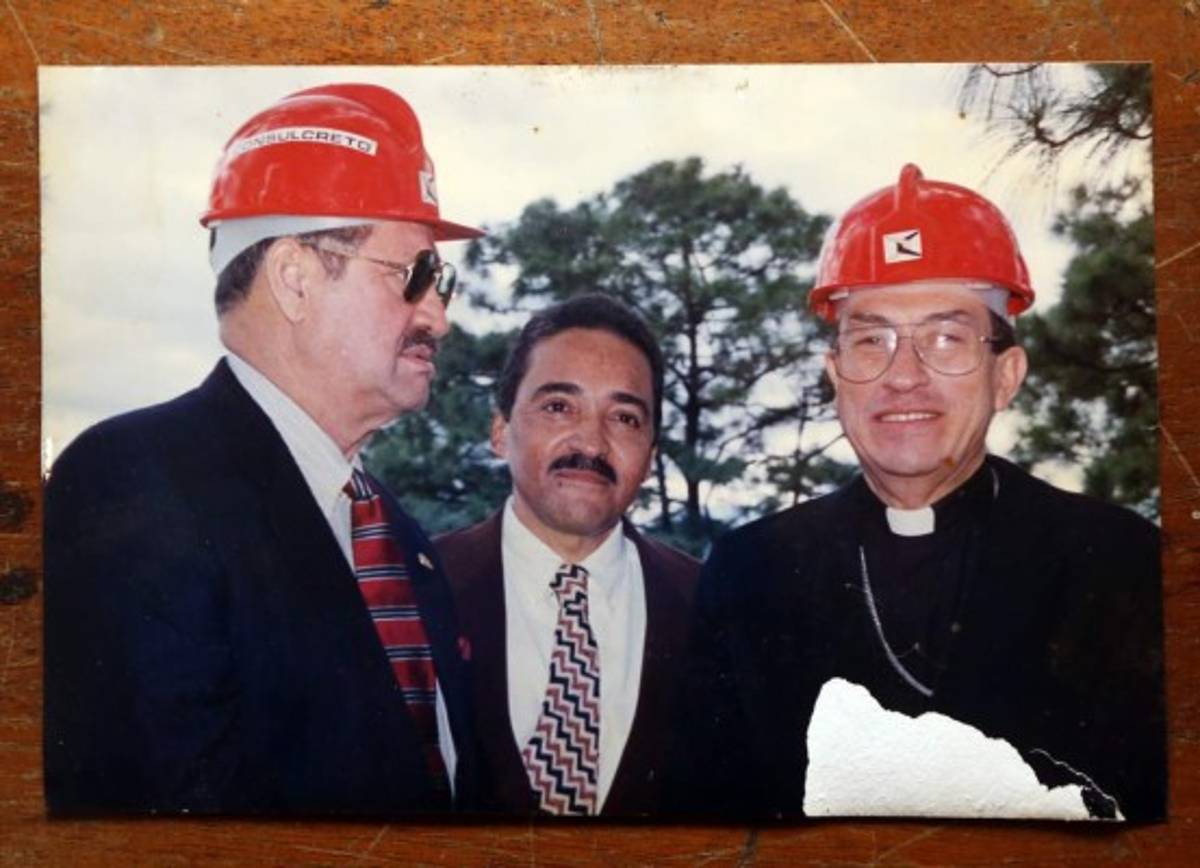 Luciano Durón: 'Sentir el humo del puro es uno de mis placeres”