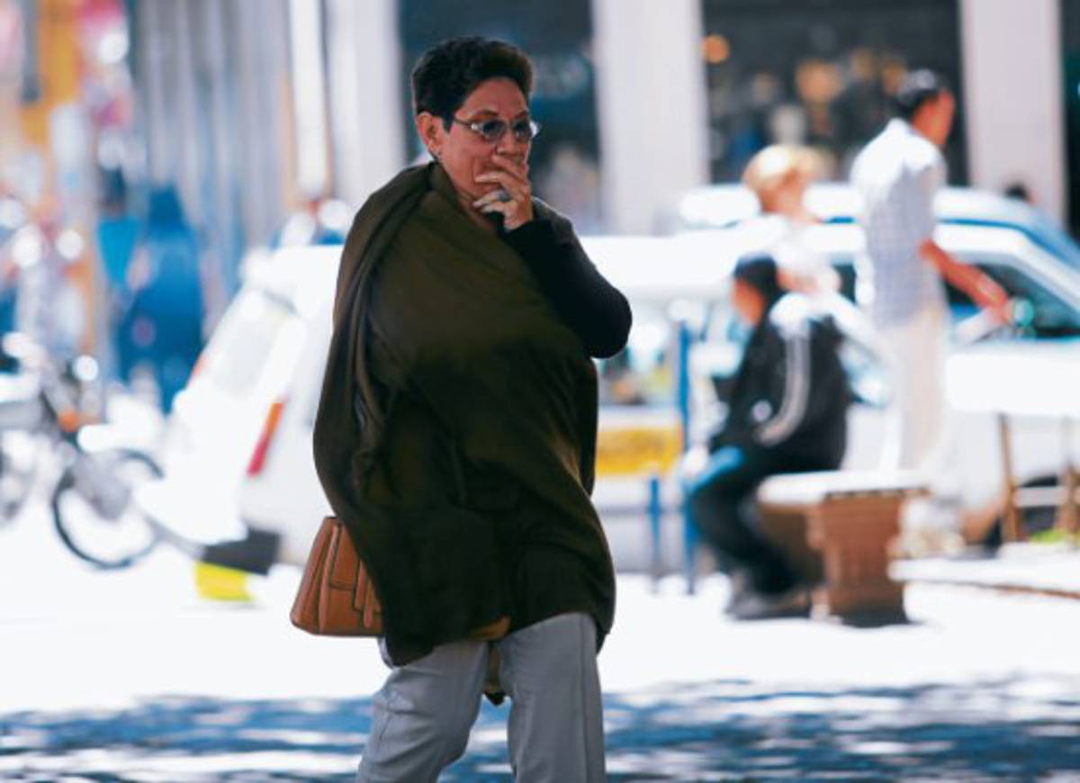 Bajas temperaturas hacen tiritar a los capitalinos