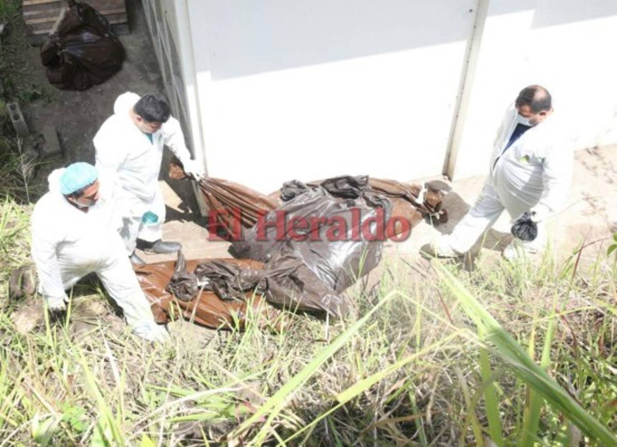 Medicina Forense entierra a 31 cuerpos que no fueron reclamados por familiares