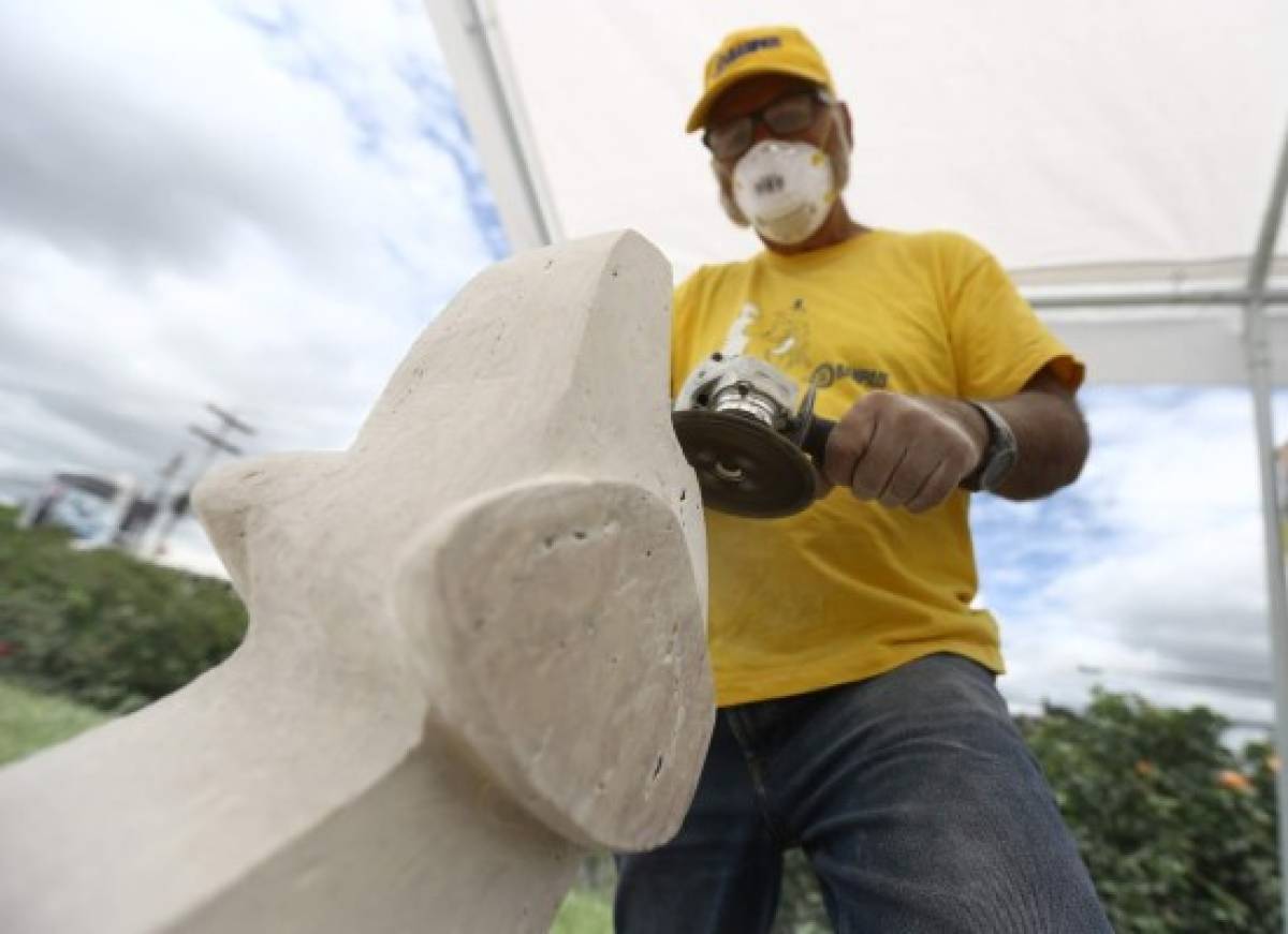 Honduras en el cincel de los escultores