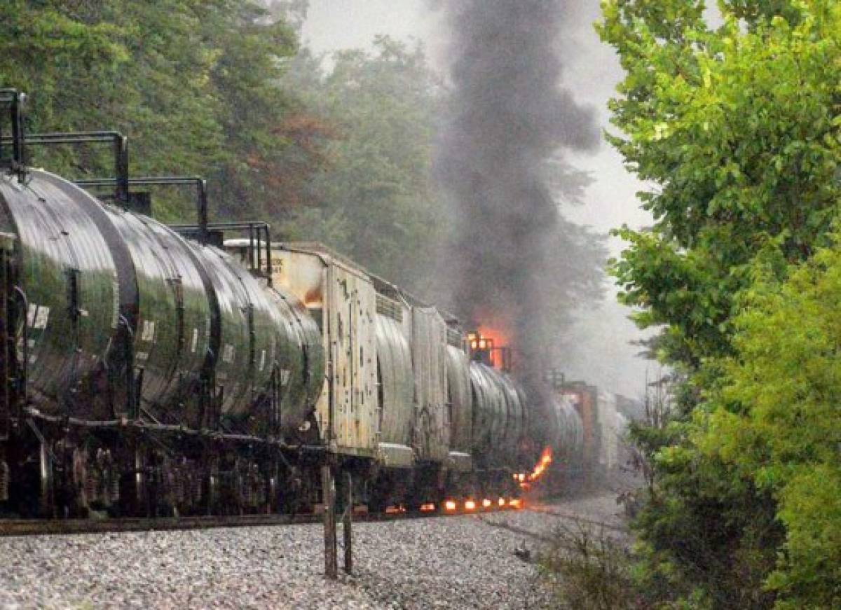 5,000 evacuados en Tennessee