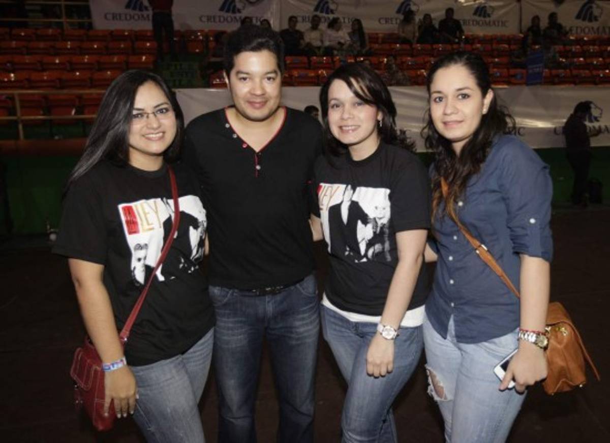 La Ley y fans hondureños, rock latino a una sola voz