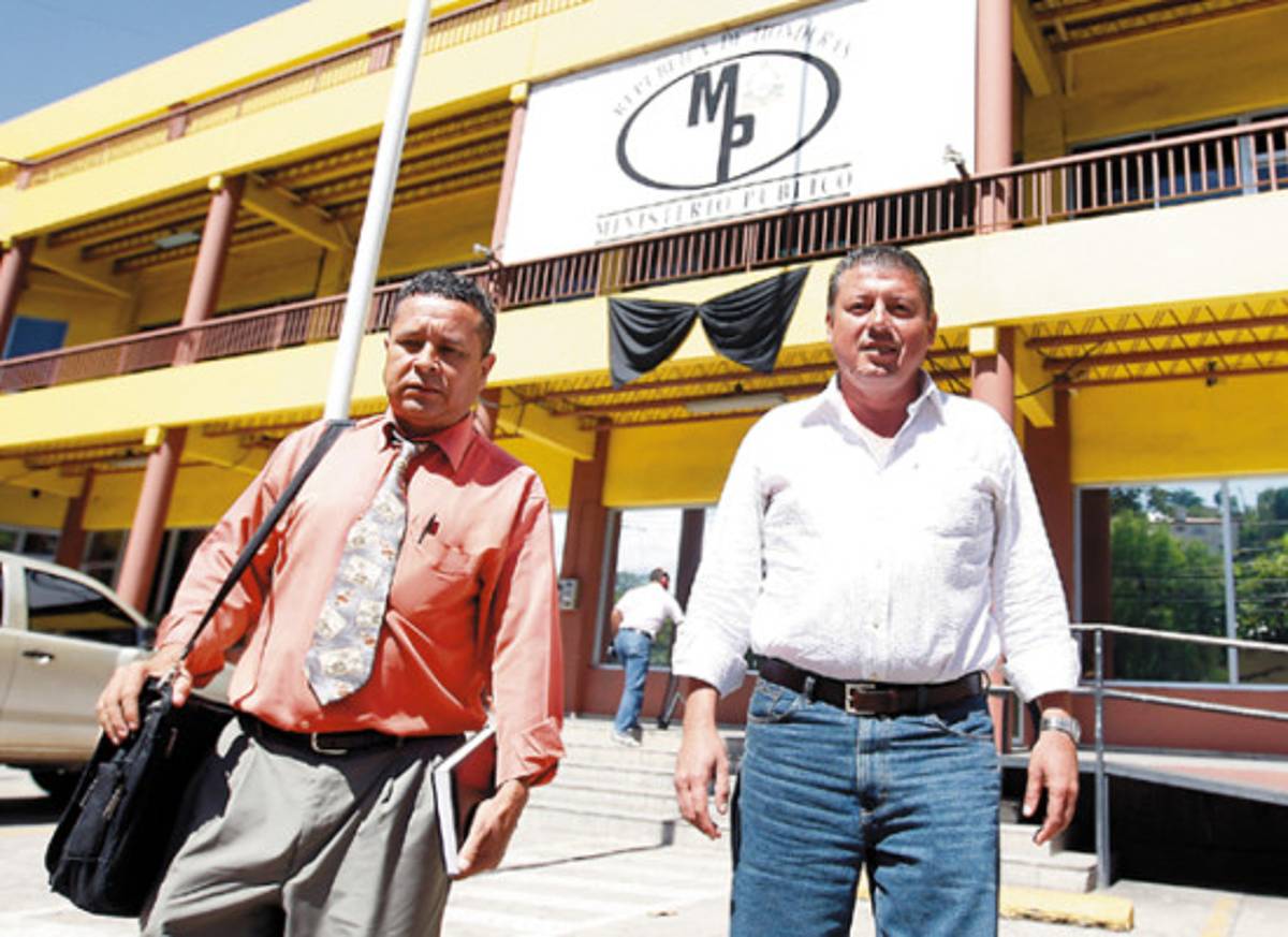 Roosevelt Avilez declara por cierre de canal