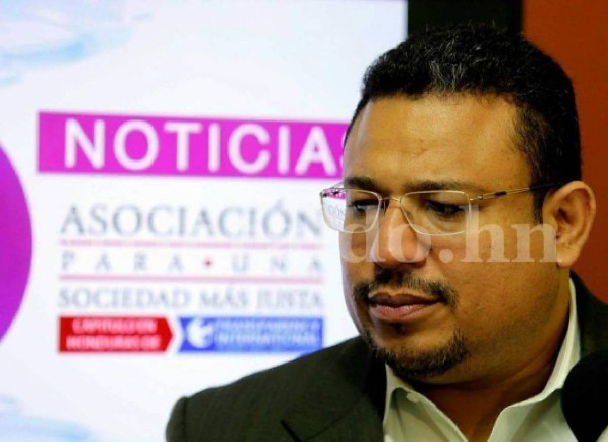Indignación en la depuradora por lentitud en investigación de enriquecimiento ilícito contra director policial Félix Villanueva
