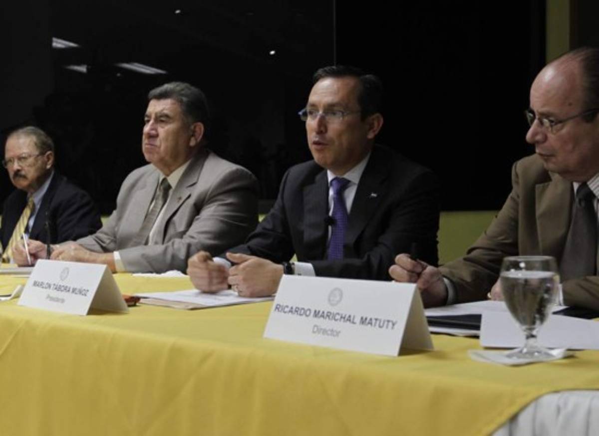 Presidencia del BCH aún se mantiene acéfala