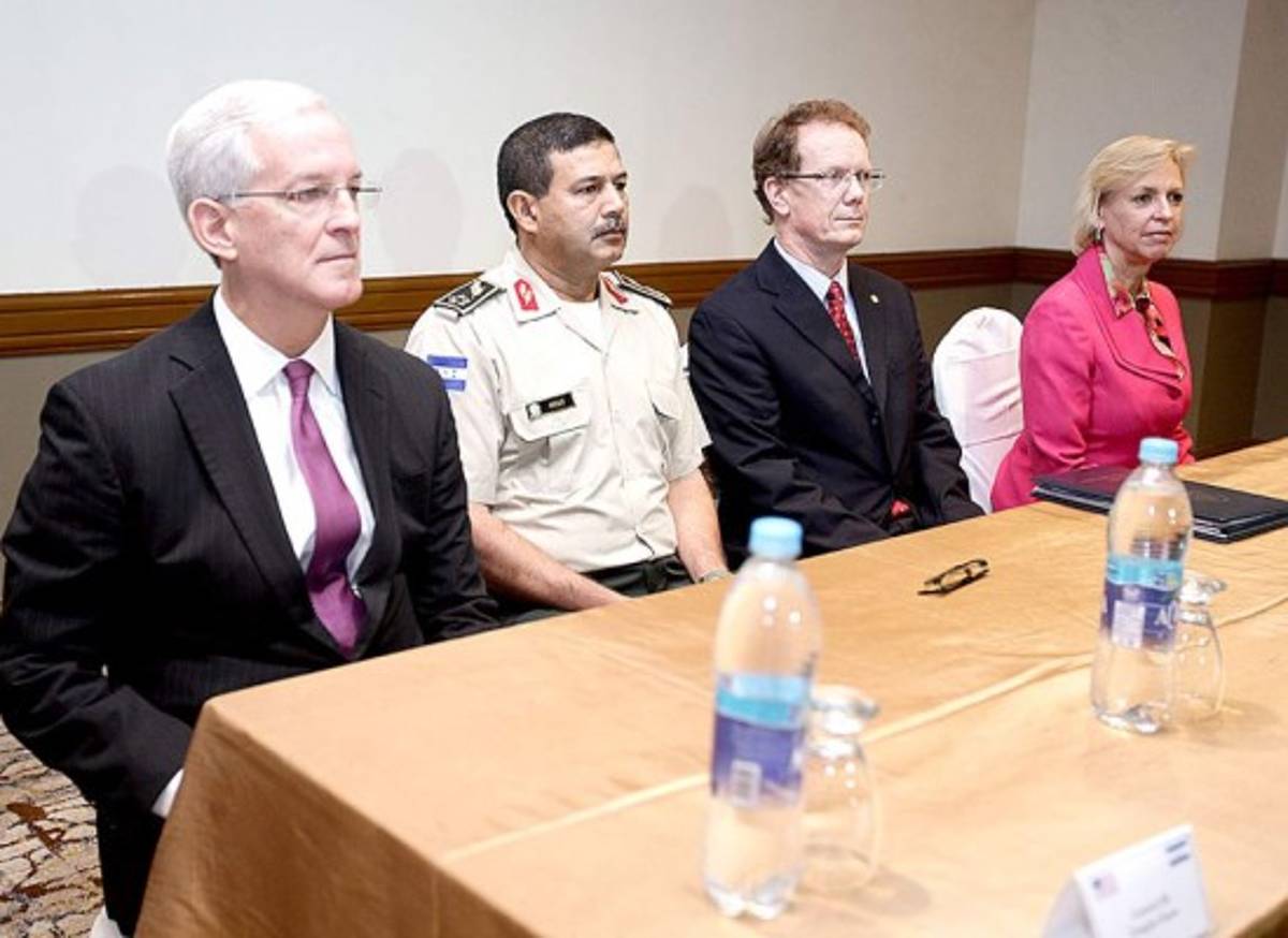 Narcotráfico se redujo en Honduras: Nealon