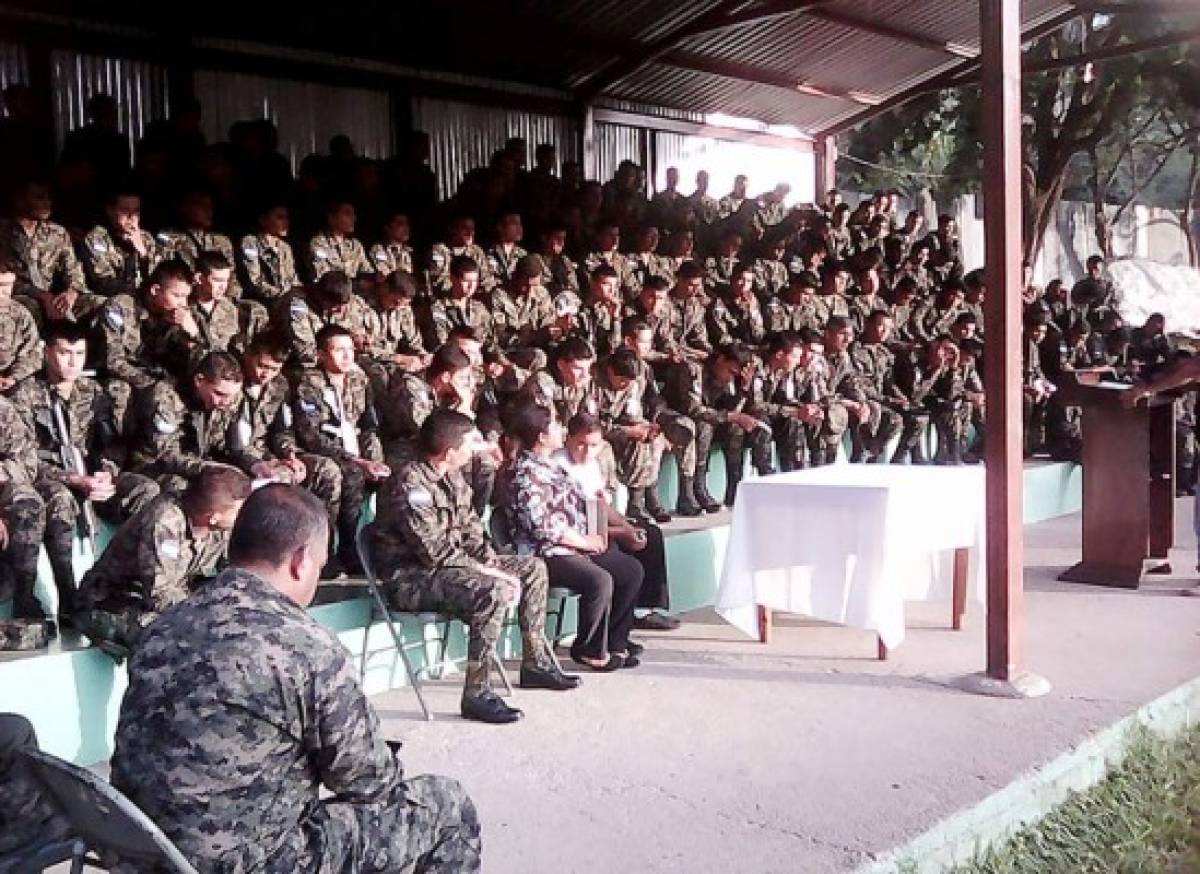 Policía Militar de Honduras realiza jornada de oración