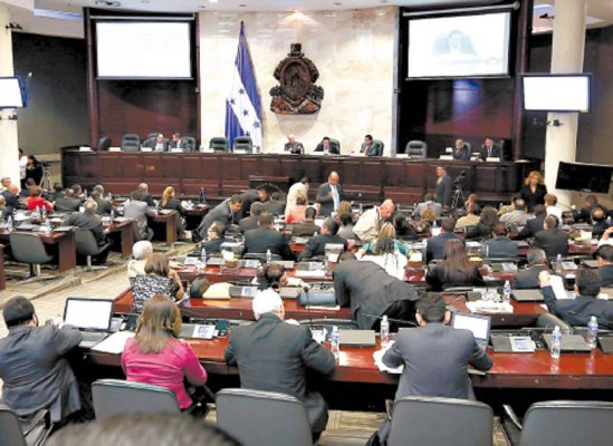 El plebiscito no logra mayoría simple ni calificada en el Congreso