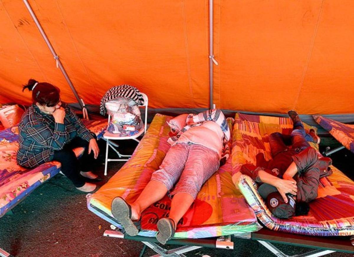 Cinco pacientes quemados en Feria del Agricultor siguen graves