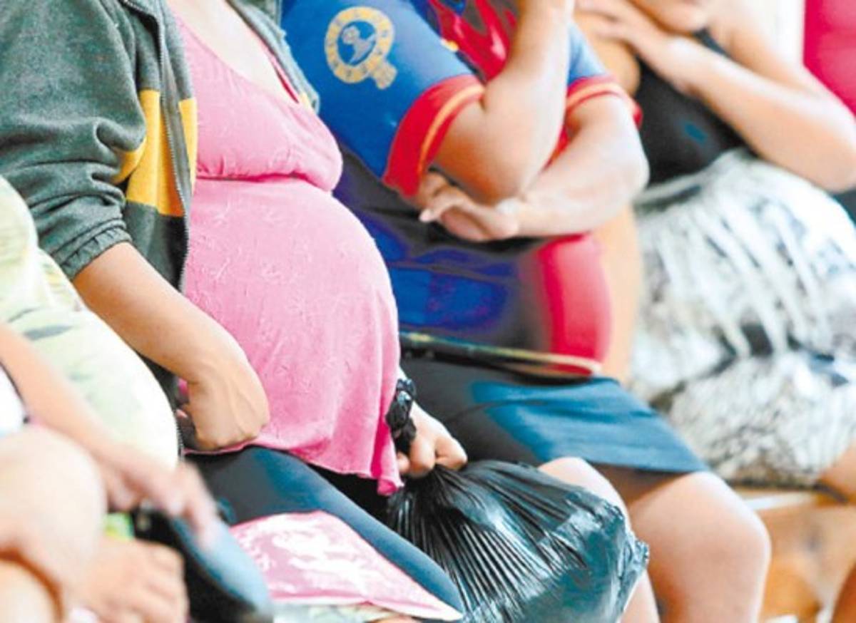 Piden aumentar el pre y postnatal a hondureñas