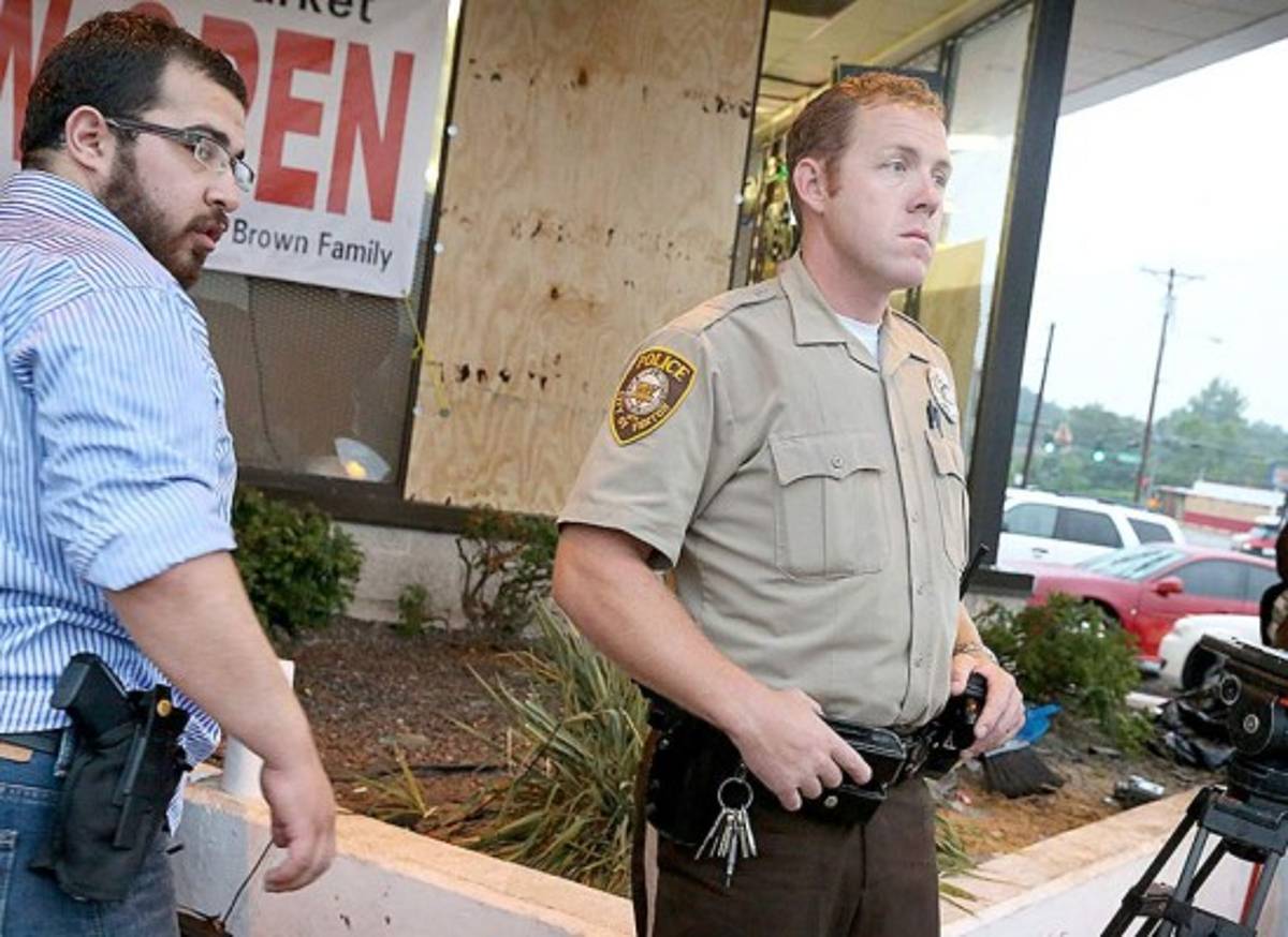 Saqueos por acusaciones de robo contra joven negro abatido por la Policía