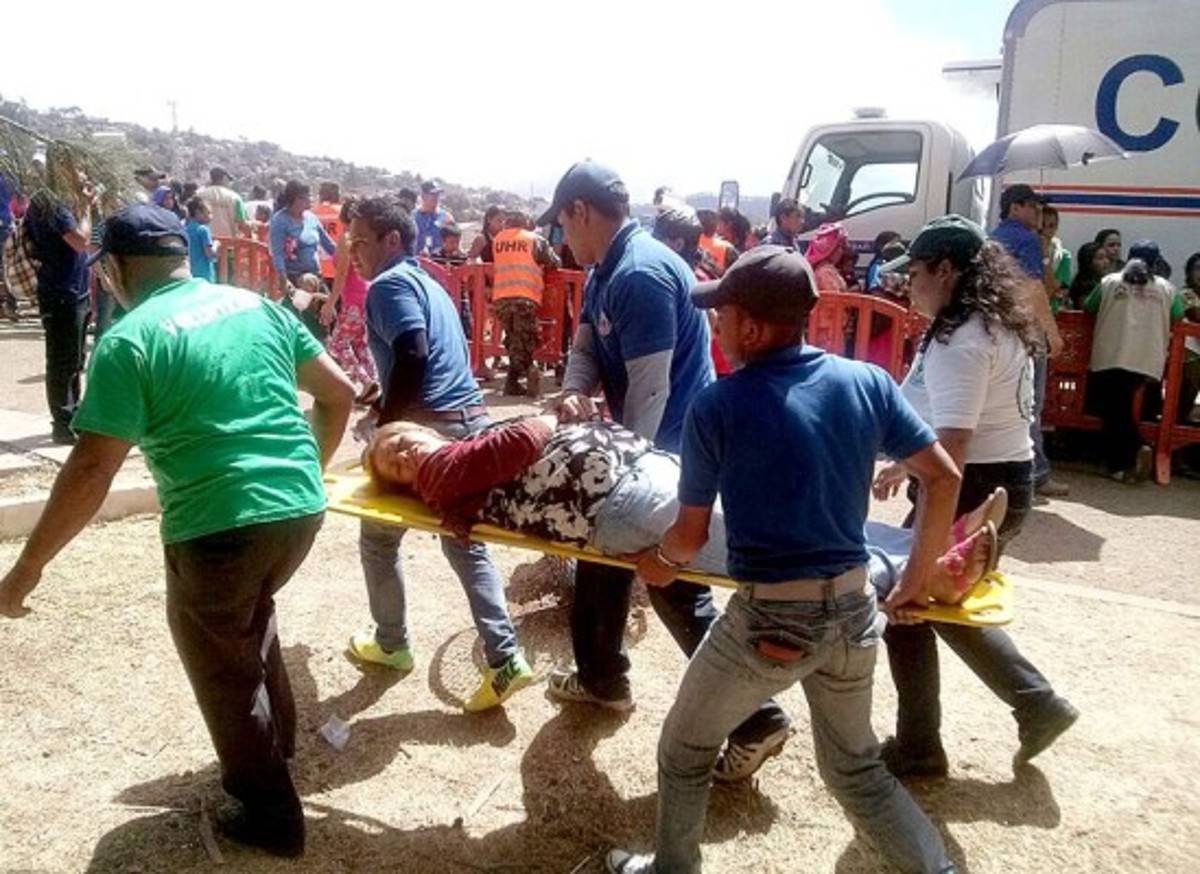 Repleto el Santuario de Suyapa previo a alborada