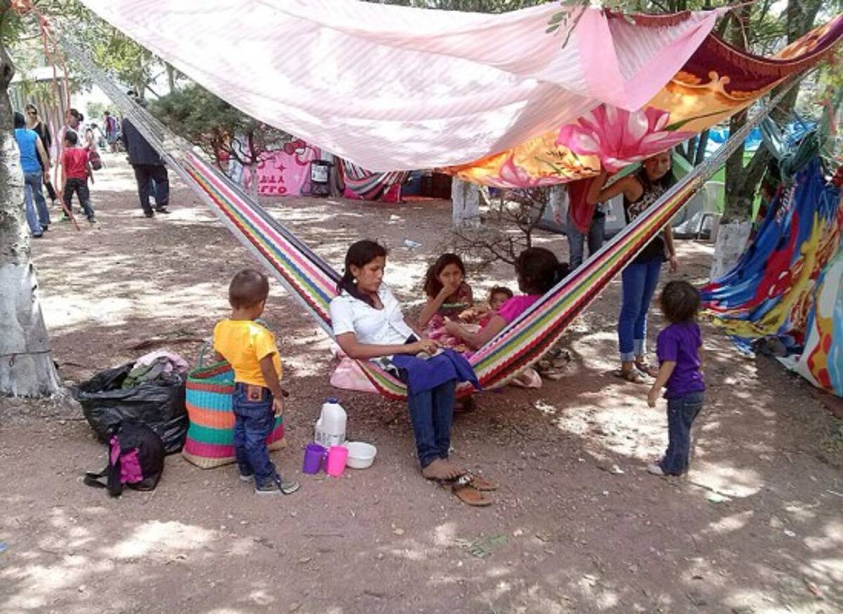 Repleto el Santuario de Suyapa previo a alborada