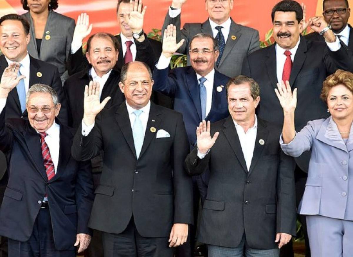 CELAC: Presidentes Hablan de pobreza y política en la región