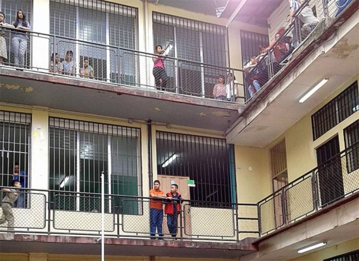 Honduras: Suspenden a directora del INTAE