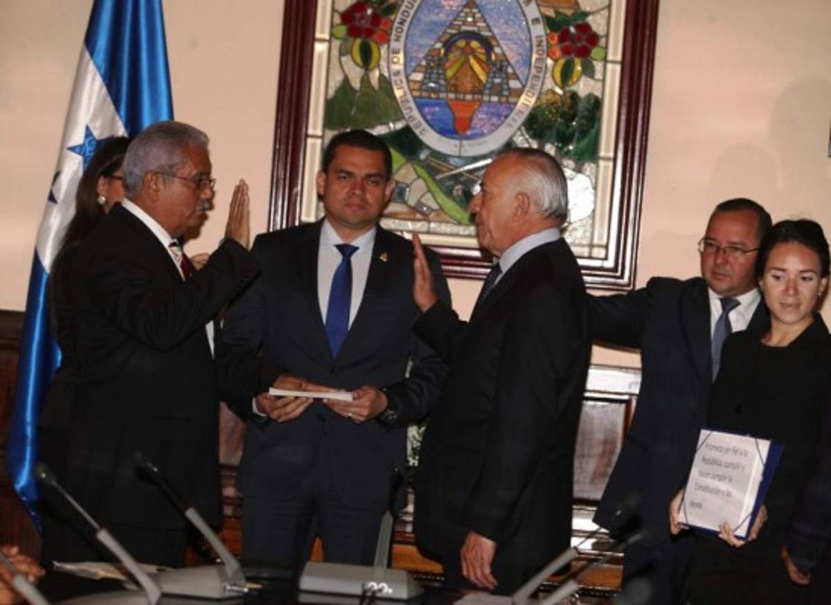 Nominadora tiene 143 días para escoger 45 candidatos