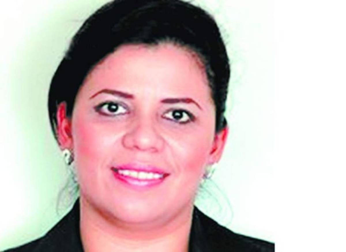 Diputada se va por machismo e irrespeto en Libre