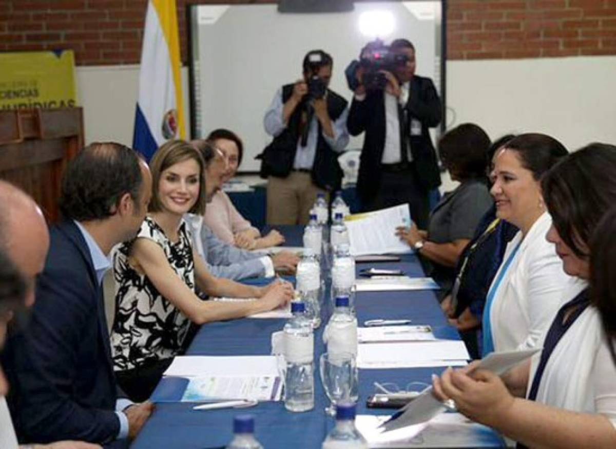 Reina Letizia de España realiza un recorrido por Comayagua