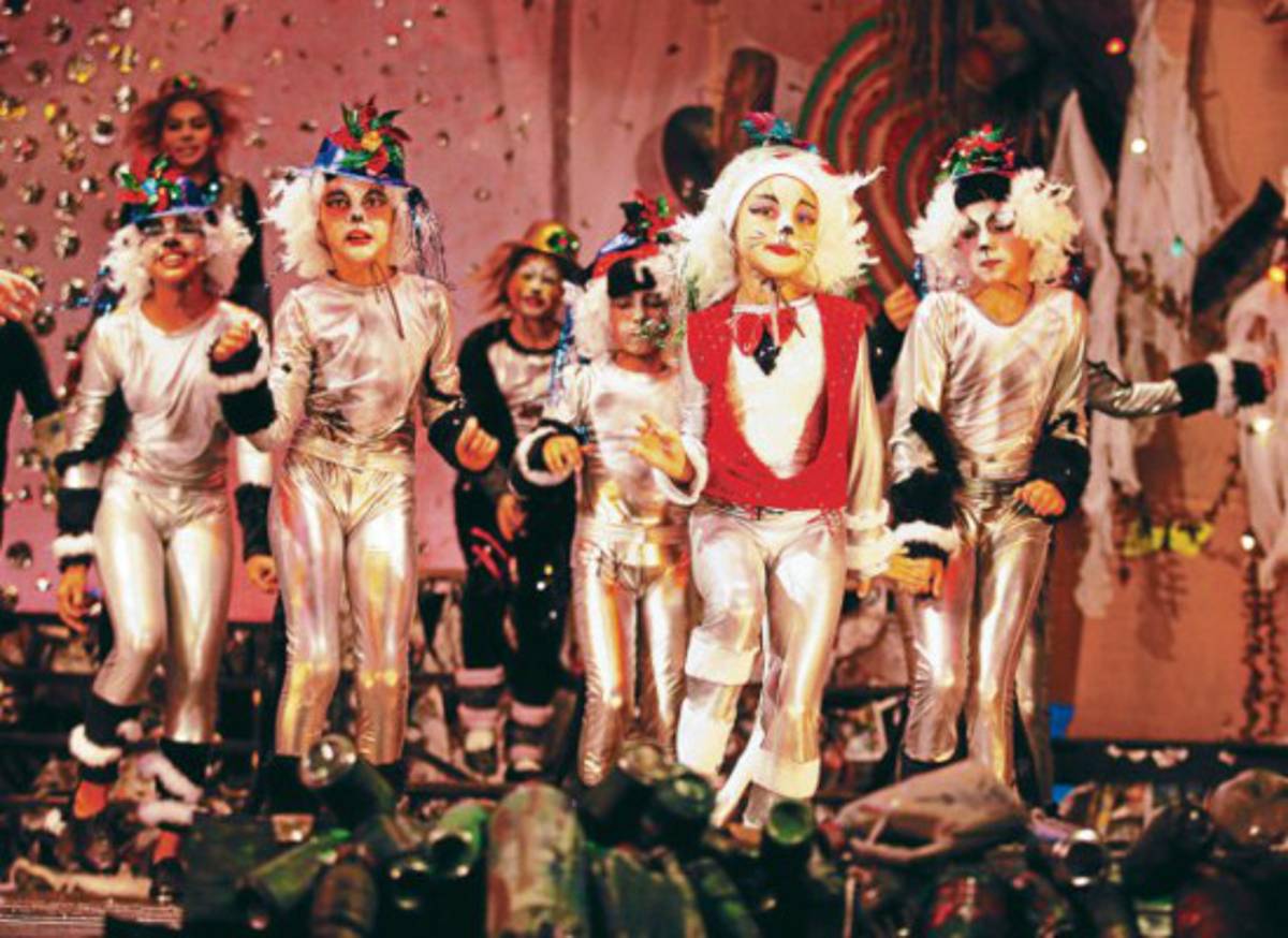 Una sinfonía poética de movimientos artísticos