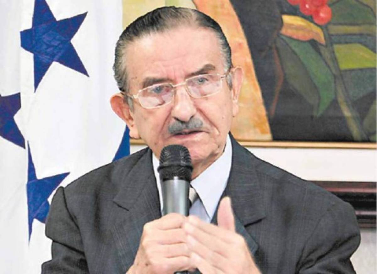 Aguilar Cerrato sugiere despolitizar elección CSJ
