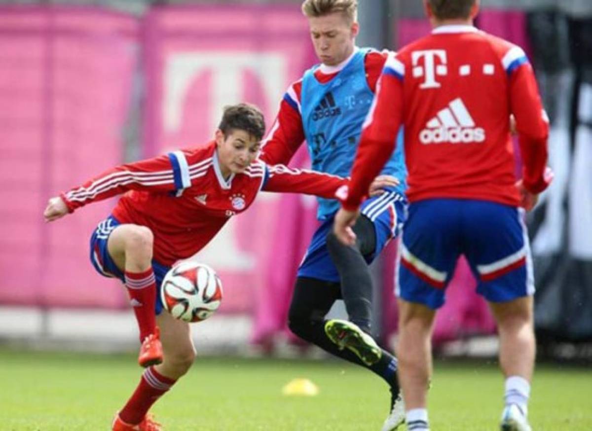 Niños de 15 años entrena con el Bayern Múnich