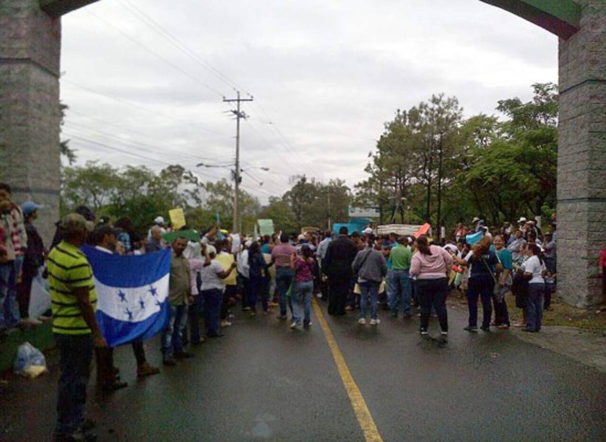 Dictan auto de formal procesamiento contra el alcalde Ramón Sarmiento