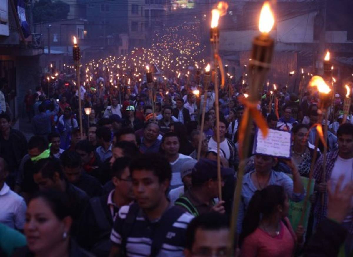 Los 'Indignados” se reunirán con James Nealon